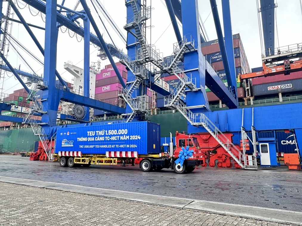 Hai Phong international container terminal receives 1.5 millionth TEU